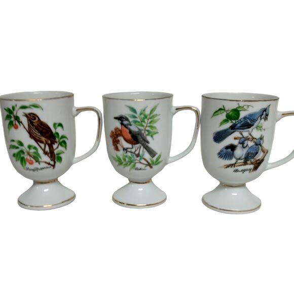 Vintage Bird Pedestal Mugs Set of 3 Robin Sparrow Blue Jay Audubon Style Cups - Picture 1 of 12